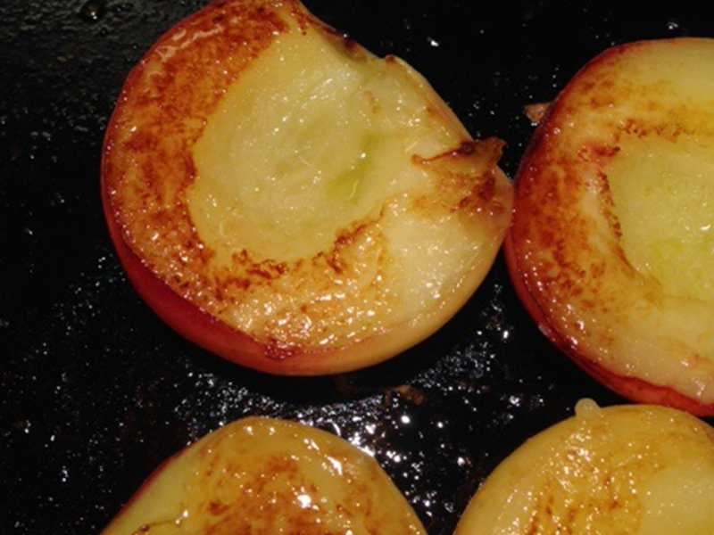 Grilled Summer Peaches